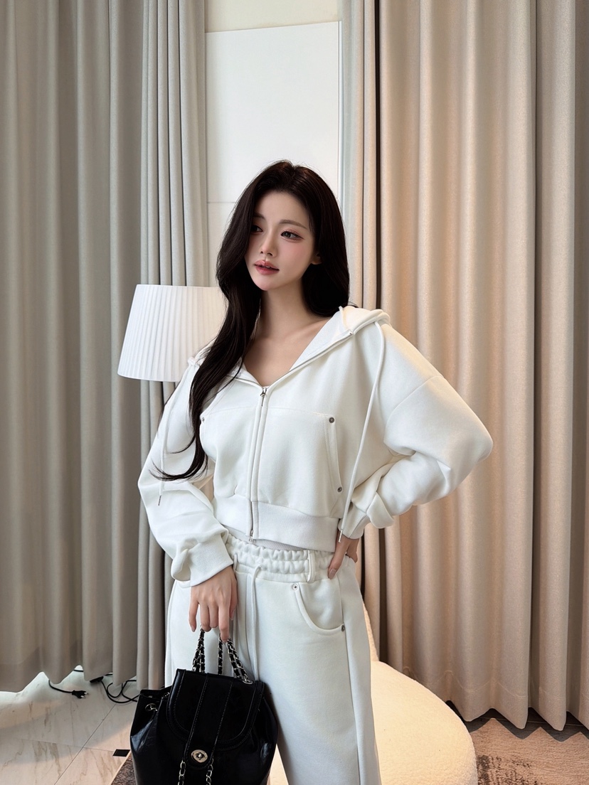CLOTH東大門實拍女士新品熱賣推薦時尚真品休閑人氣套裝CLOTH套裝