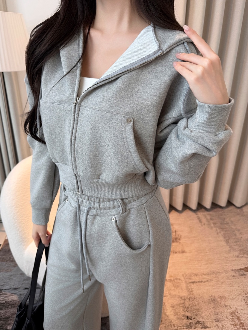 CLOTH東大門實拍女士新品熱賣推薦時尚真品休閑人氣套裝CLOTH套裝
