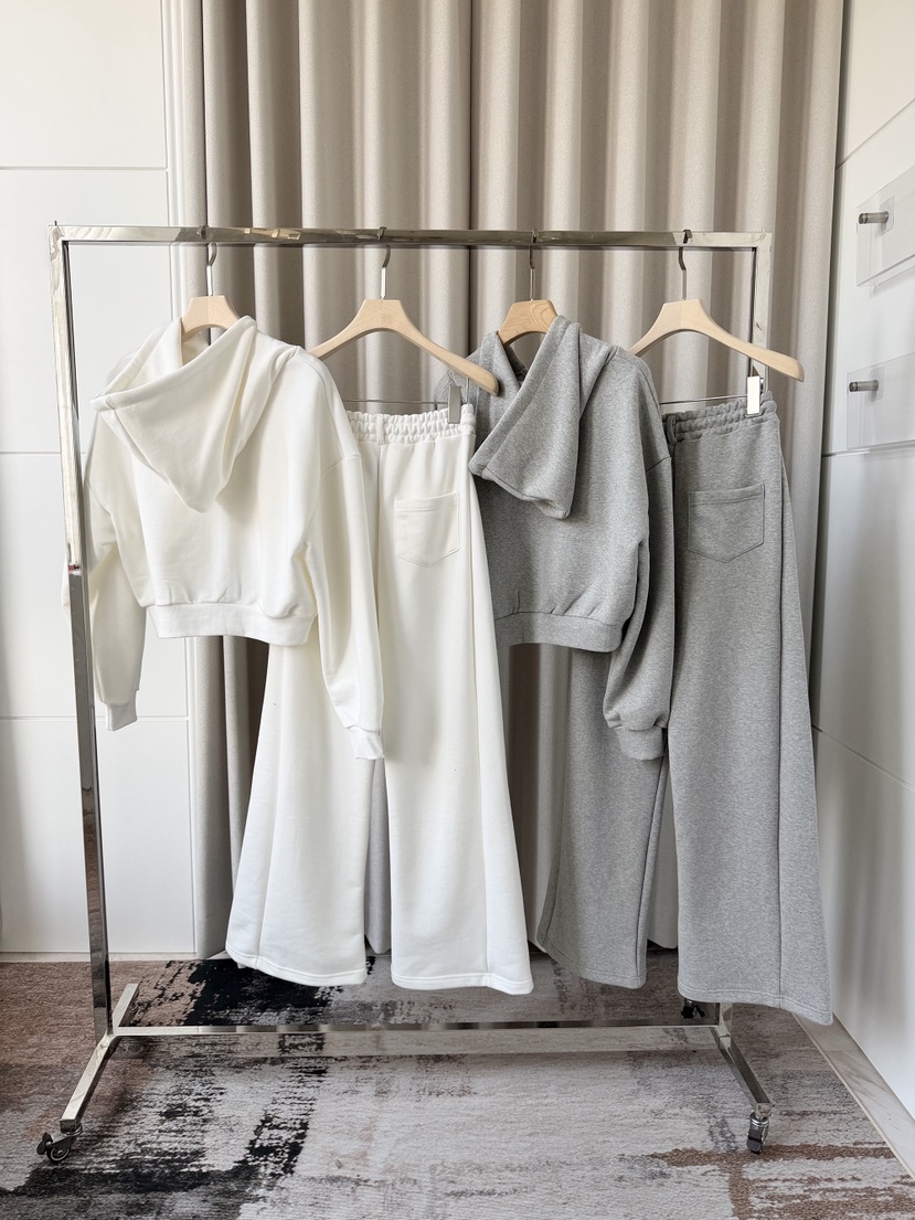 CLOTH東大門實拍女士新品熱賣推薦時尚真品休閑人氣套裝CLOTH套裝