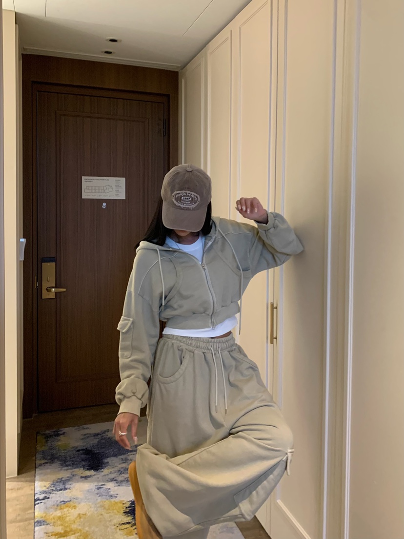 BADCALM韓國代購女裝新款人氣時尚推薦休閑熱賣真品衛衣BADCALM衛衣