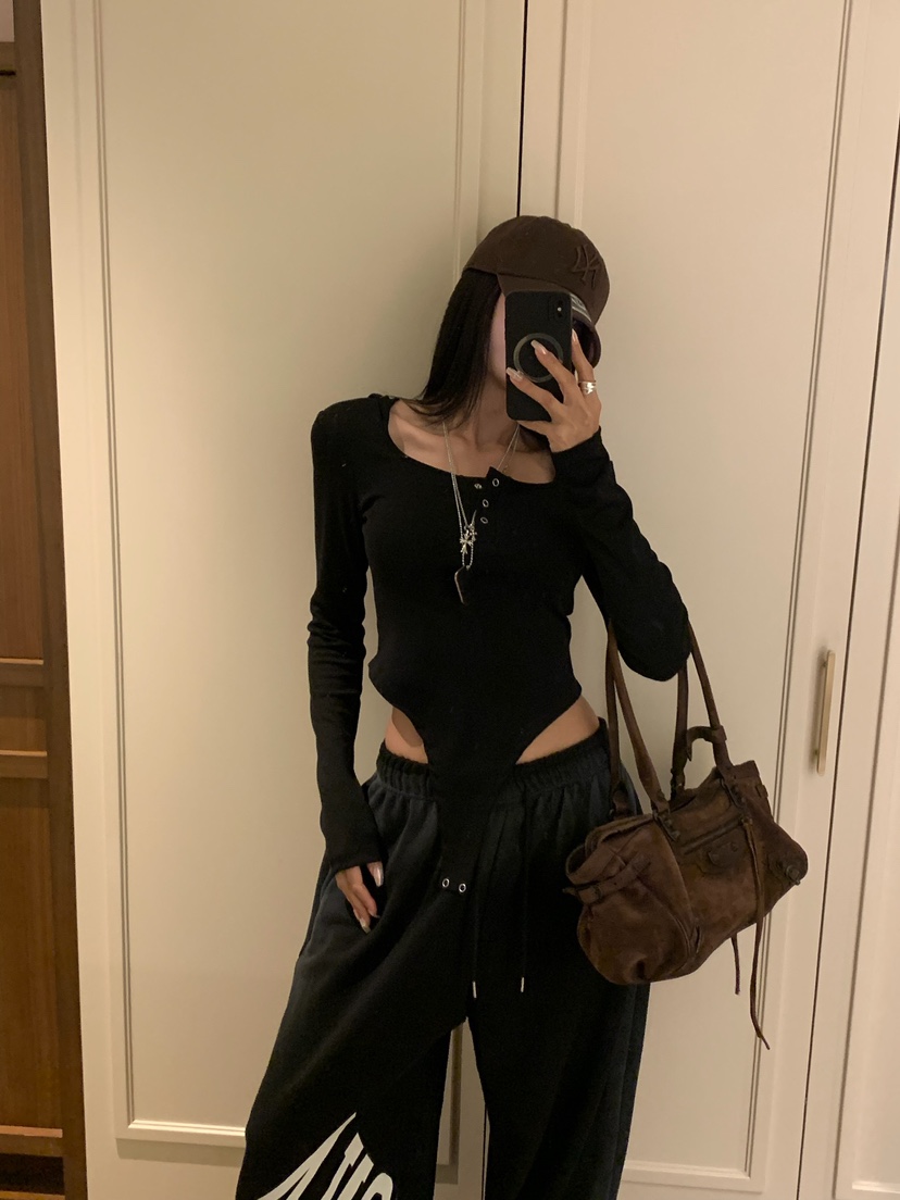 BADCALM東大門實拍女裝新品時尚人氣推薦真品長袖T恤連帽衫BADCALM長袖T恤