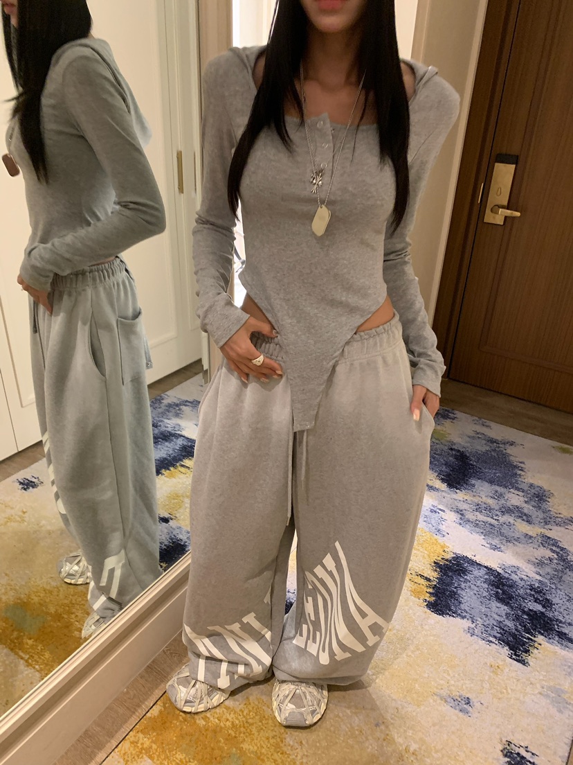 BADCALM東大門實拍女裝新品時尚人氣推薦真品長袖T恤連帽衫BADCALM長袖T恤