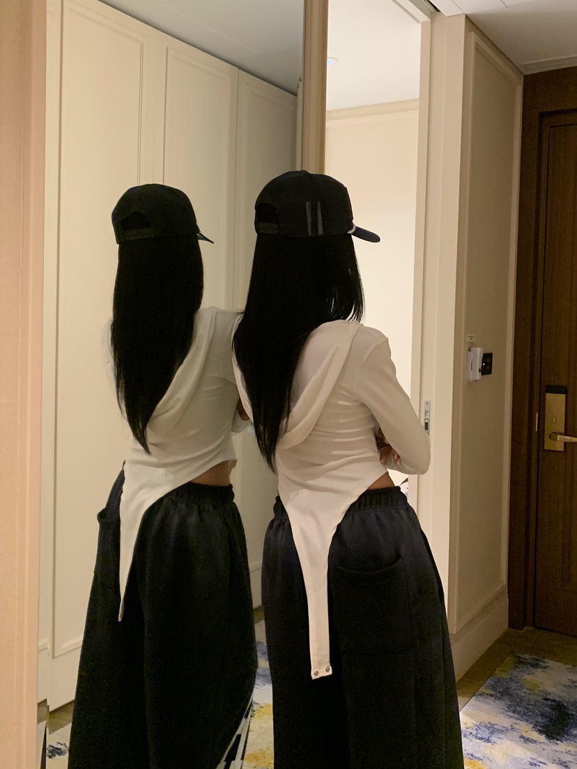 BADCALM東大門實拍女裝新品時尚人氣推薦真品長袖T恤連帽衫BADCALM長袖T恤