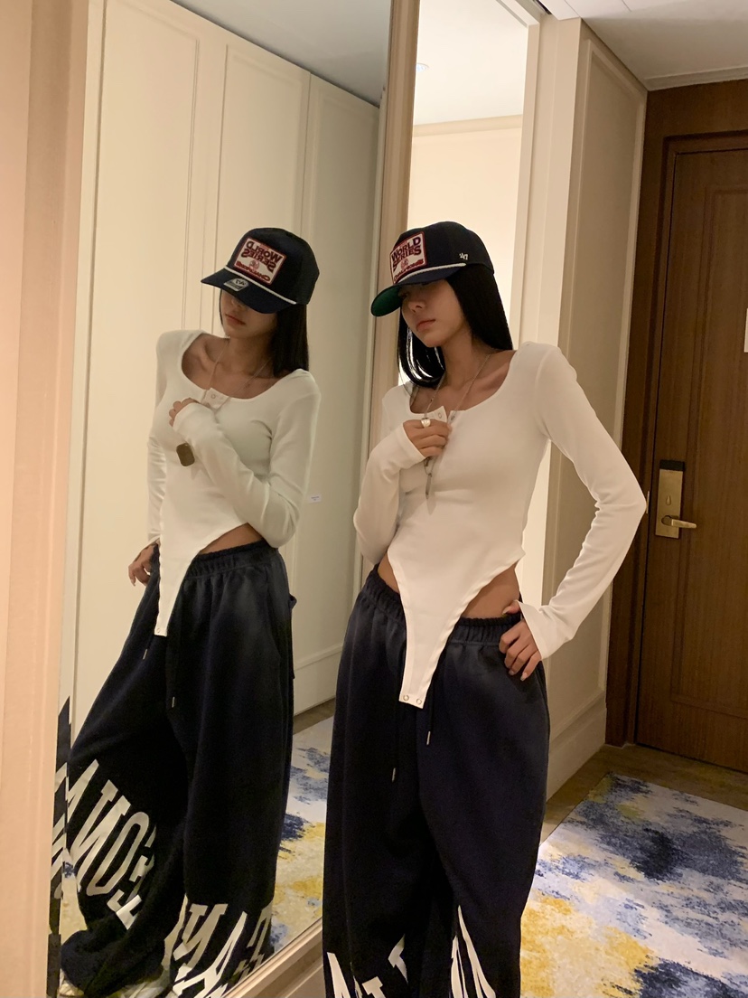 BADCALM東大門實拍女裝新品時尚人氣推薦真品長袖T恤連帽衫BADCALM長袖T恤