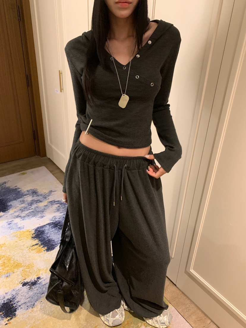 BADCALM東大門實拍女裝新款休閑人氣熱賣推薦長袖T恤連帽衫BADCALM長袖T恤