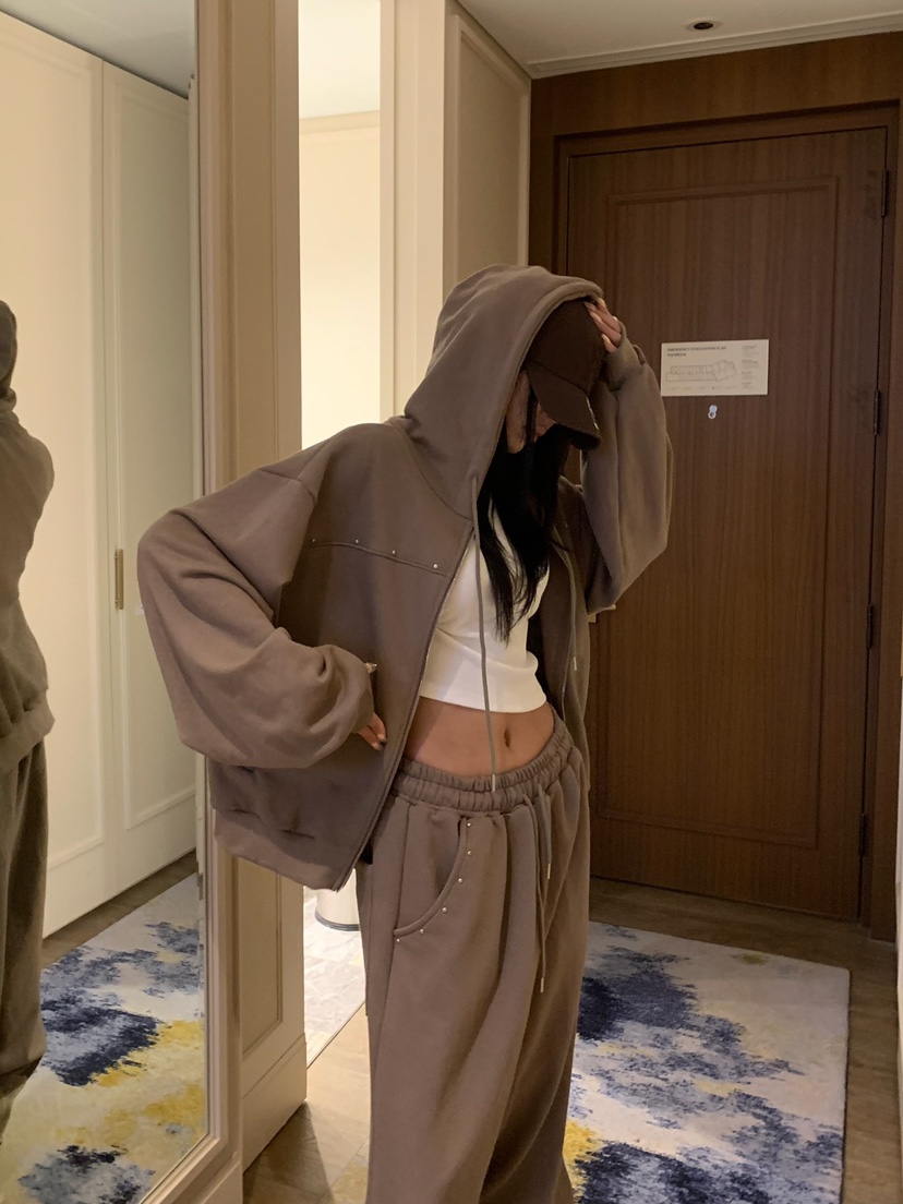 BADCALM東大門代購女裝新款時尚推薦熱賣真品人氣休閑衛衣BADCALM衛衣