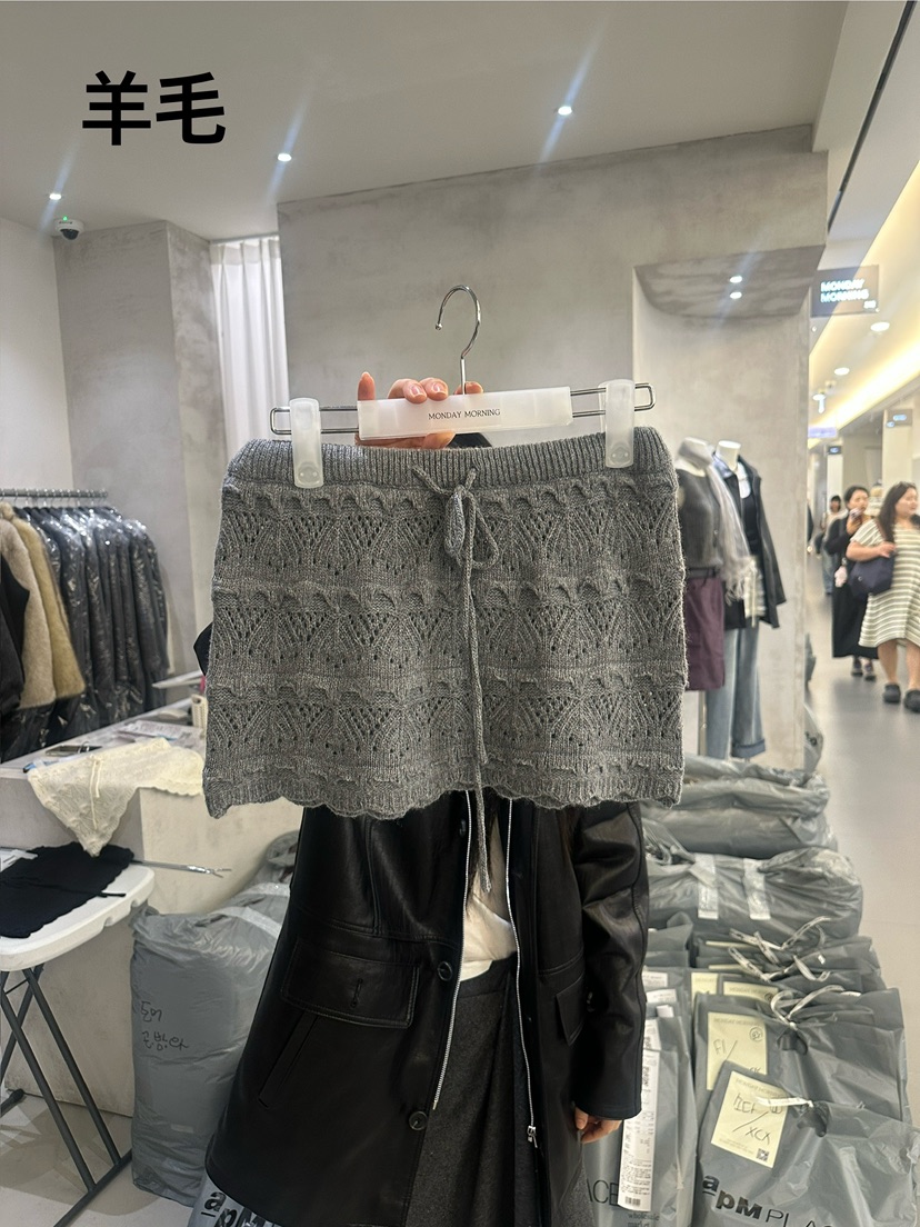 MONDAYMORING東大門實拍女裝新品推薦真品人氣休閑熱賣短裙MONDAYMORING短裙圖色2