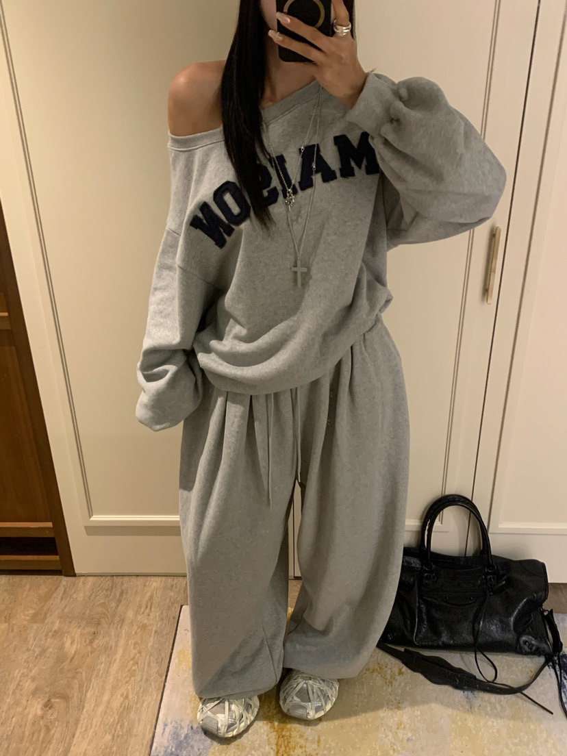 BADCALM東大門實拍女裝新款休閑推薦真品人氣時尚熱賣衛衣BADCALM衛衣
