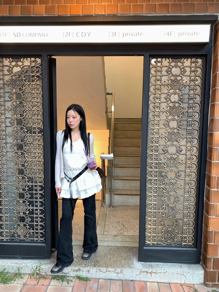 SEOLO東大門直郵女裝新款推薦時尚人氣熱賣連衣裙褶邊絲綢Seolo seoul連衣裙