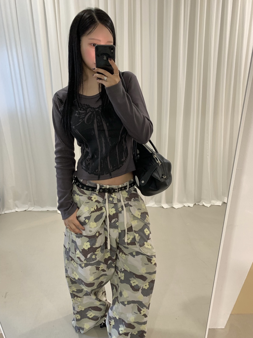 SEOLO韓國代購女裝新款推薦熱賣休閑人氣真品時尚長袖T恤Seolo seoul長袖T恤圖色1