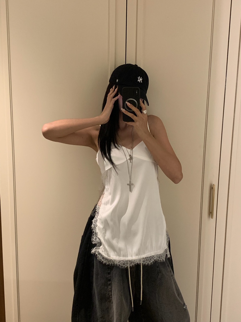 BADCALM東大門實拍女裝新品時尚人氣熱賣真品吊帶背心緞面BADCALM吊帶/背心