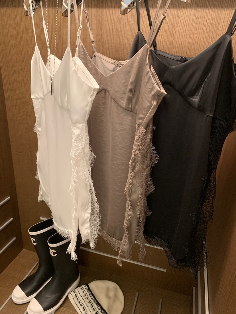 BADCALM東大門實拍女裝新品時尚人氣熱賣真品吊帶背心緞面BADCALM吊帶/背心