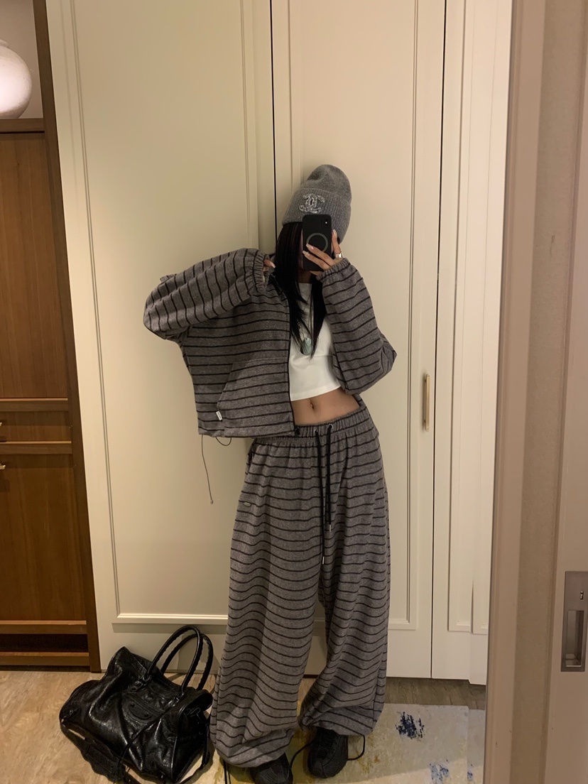 BADCALM東大門代購女裝新品熱賣真品休閑人氣時尚推薦衛衣BADCALM衛衣