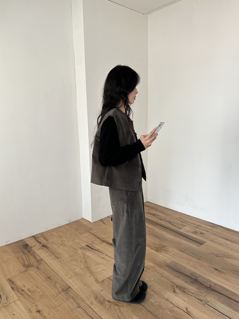 LE VASE東大門直郵女裝新品人氣休閑真品熱賣馬甲不含內搭LE VASE馬甲