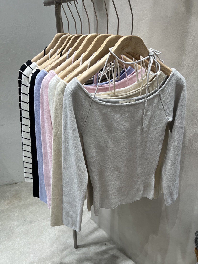 EVERCOMMERCE METICULOUSLY DESIGNED韓國代購女士新款推薦長袖T恤露肩EVERCOMMERCE METICULOUSLY DESIGNED長袖T恤
