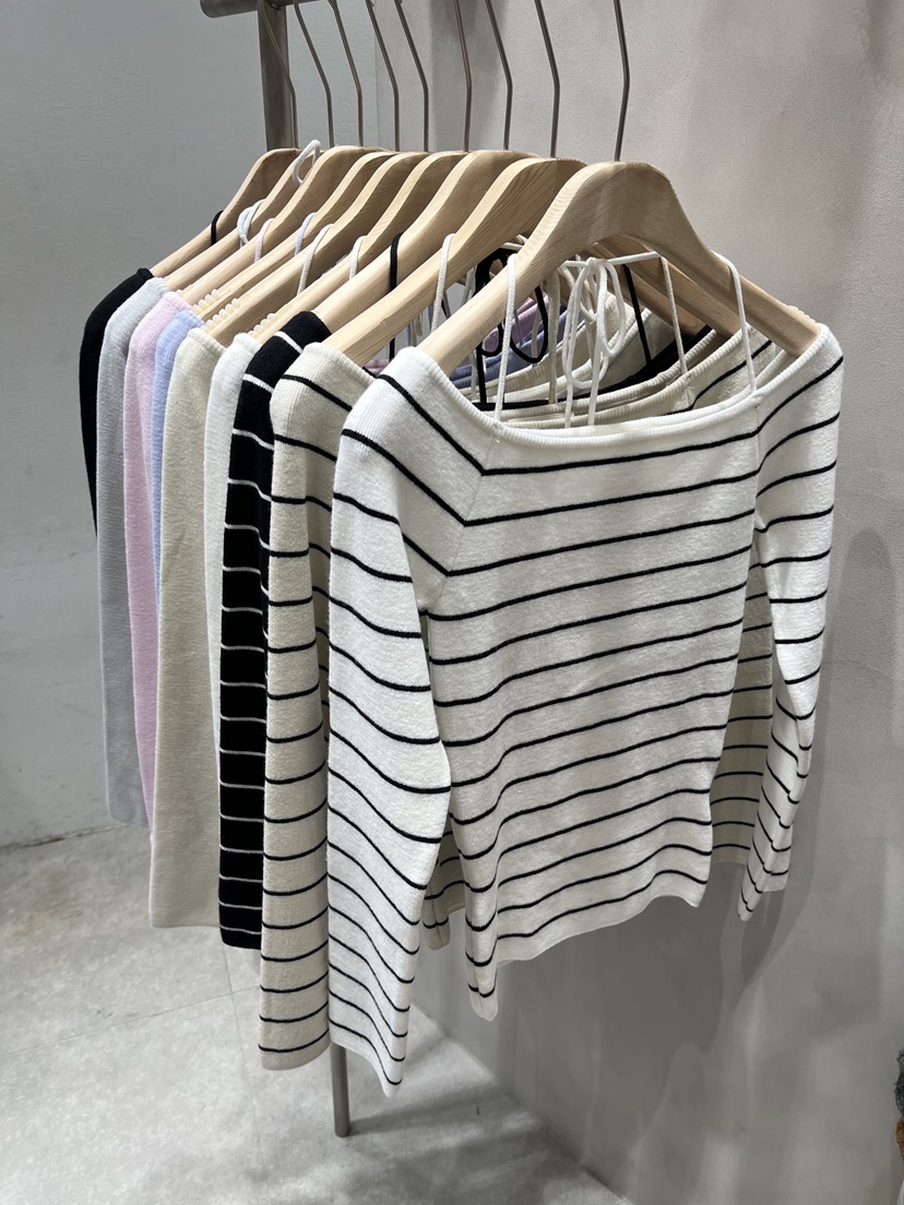EVERCOMMERCE METICULOUSLY DESIGNED韓國代購女士新款推薦長袖T恤露肩EVERCOMMERCE METICULOUSLY DESIGNED長袖T恤