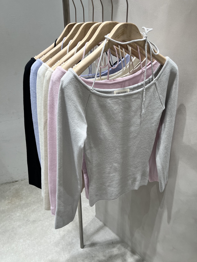 EVERCOMMERCE METICULOUSLY DESIGNED韓國代購女士新款推薦長袖T恤露肩EVERCOMMERCE METICULOUSLY DESIGNED長袖T恤