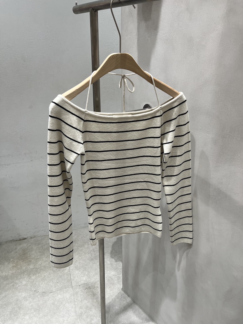 EVERCOMMERCE METICULOUSLY DESIGNED韓國代購女士新款推薦長袖T恤露肩EVERCOMMERCE METICULOUSLY DESIGNED長袖T恤圖色2