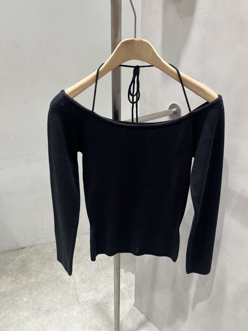 EVERCOMMERCE METICULOUSLY DESIGNED韓國代購女士新款推薦長袖T恤露肩EVERCOMMERCE METICULOUSLY DESIGNED長袖T恤圖色9