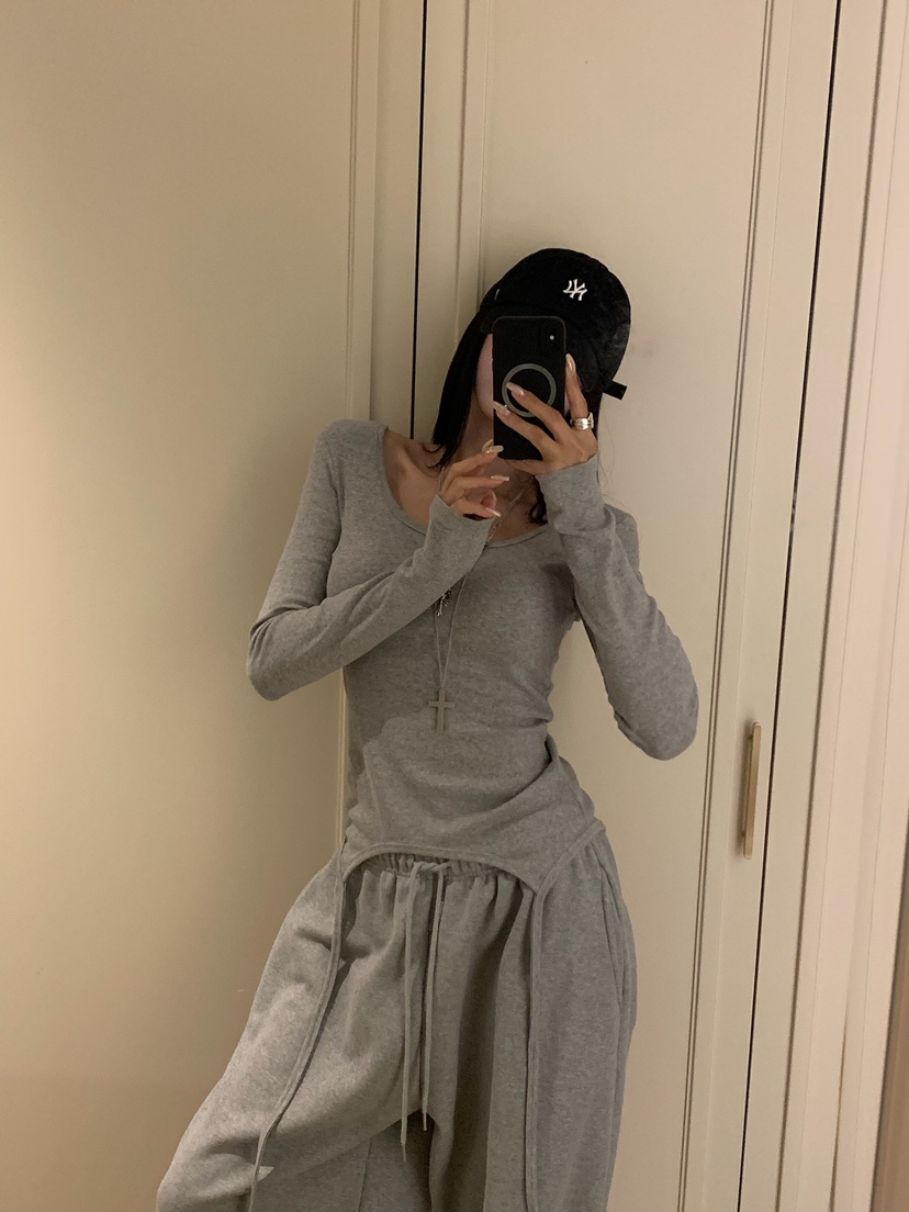 BADCALM韓國直郵女裝新款推薦真品人氣時尚熱賣休閑長袖T恤BADCALM長袖T恤