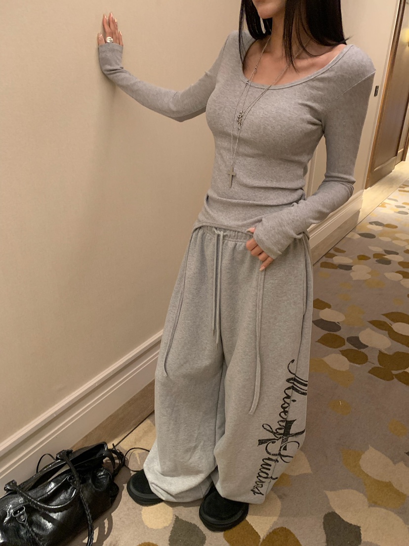 BADCALM韓國直郵女裝新款推薦真品人氣時尚熱賣休閑長袖T恤BADCALM長袖T恤