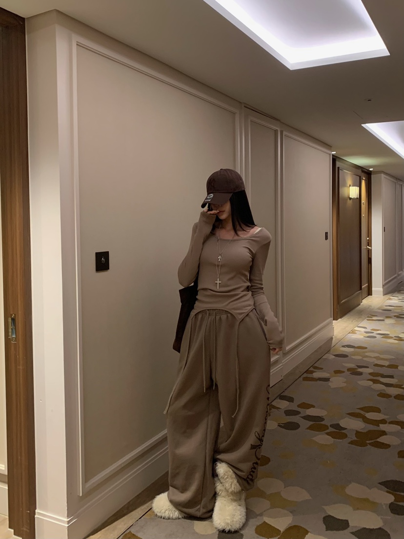 BADCALM韓國直郵女裝新款推薦真品人氣時尚熱賣休閑長袖T恤BADCALM長袖T恤