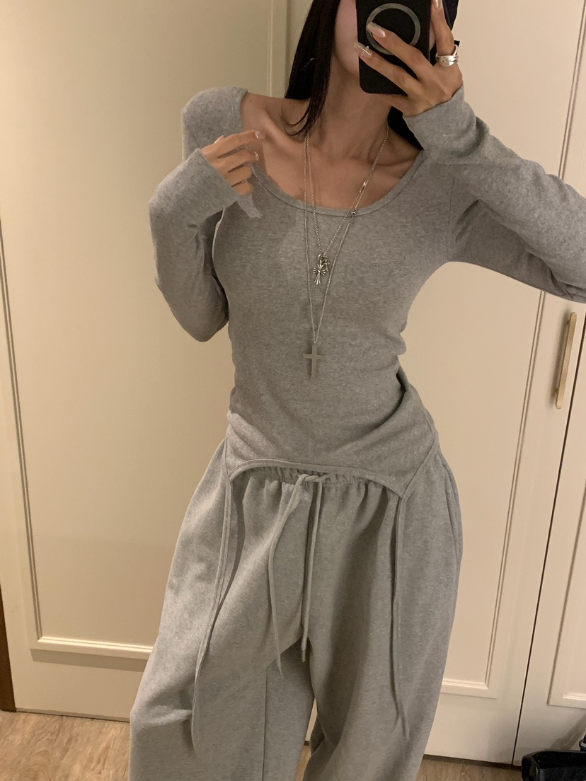 BADCALM韓國直郵女裝新款推薦真品人氣時尚熱賣休閑長袖T恤BADCALM長袖T恤圖色2