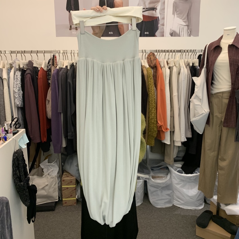 MAG東大門實拍女裝新款人氣真品熱賣時尚長裙不含腰帶褶裙SALONDEMAG長裙