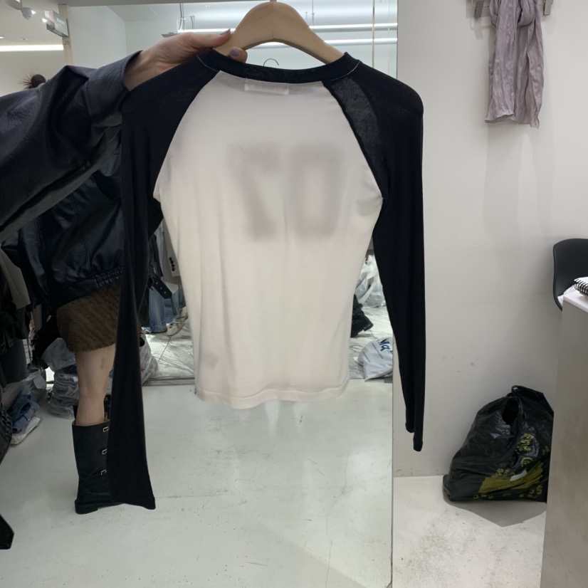 FLAUNT東大門實拍女裝新品熱賣真品時尚休閑長袖T恤插肩袖FLAUNT長袖T恤