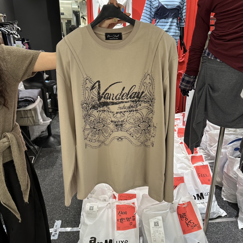 RARE CLOSET東大門直郵女士新品時尚推薦熱賣真品長袖T恤RARE CLOSET長袖T恤圖色2