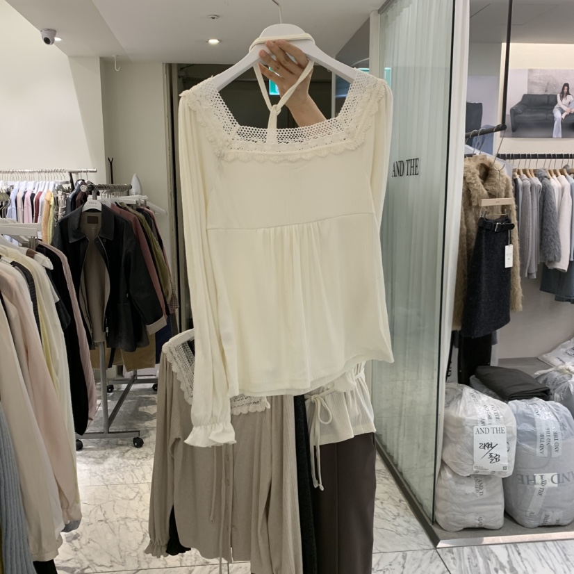 VENIR-A韓國直郵女裝新品休閑真品熱賣時尚長袖T恤含繩蕾絲VENIR-A長袖T恤
