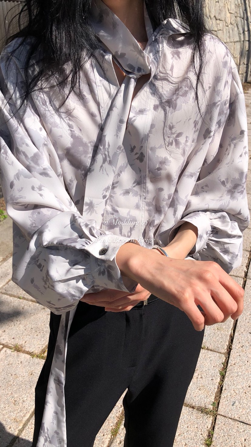 OVER RICH韓國直郵女士新品時尚推薦人氣熱賣襯衫蕾絲衫OVER RICH襯衫/蕾絲衫