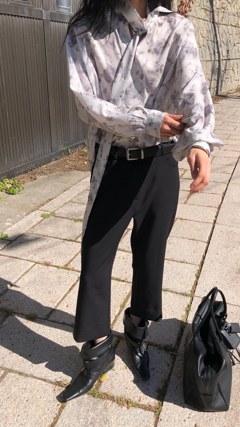 OVER RICH韓國直郵女士新品時尚推薦人氣熱賣襯衫蕾絲衫OVER RICH襯衫/蕾絲衫
