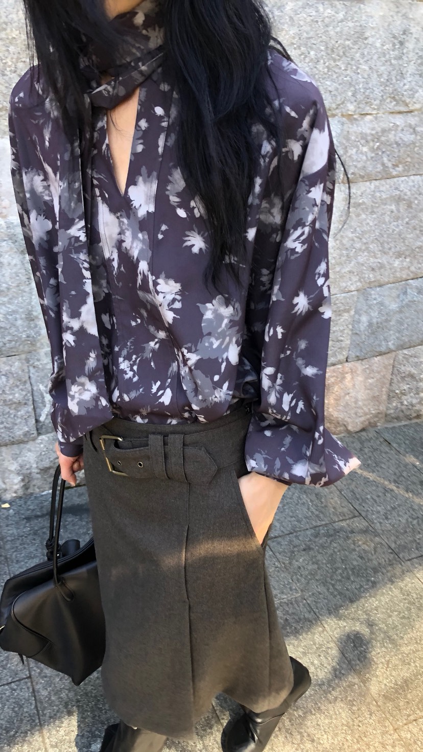 OVER RICH韓國直郵女士新品時尚推薦人氣熱賣襯衫蕾絲衫OVER RICH襯衫/蕾絲衫