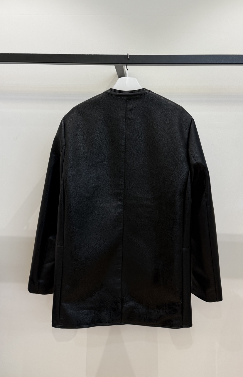 MUYBIEN東大門實拍女裝新品時尚休閑推薦人氣真品熱賣皮衣MUYBIEN皮衣