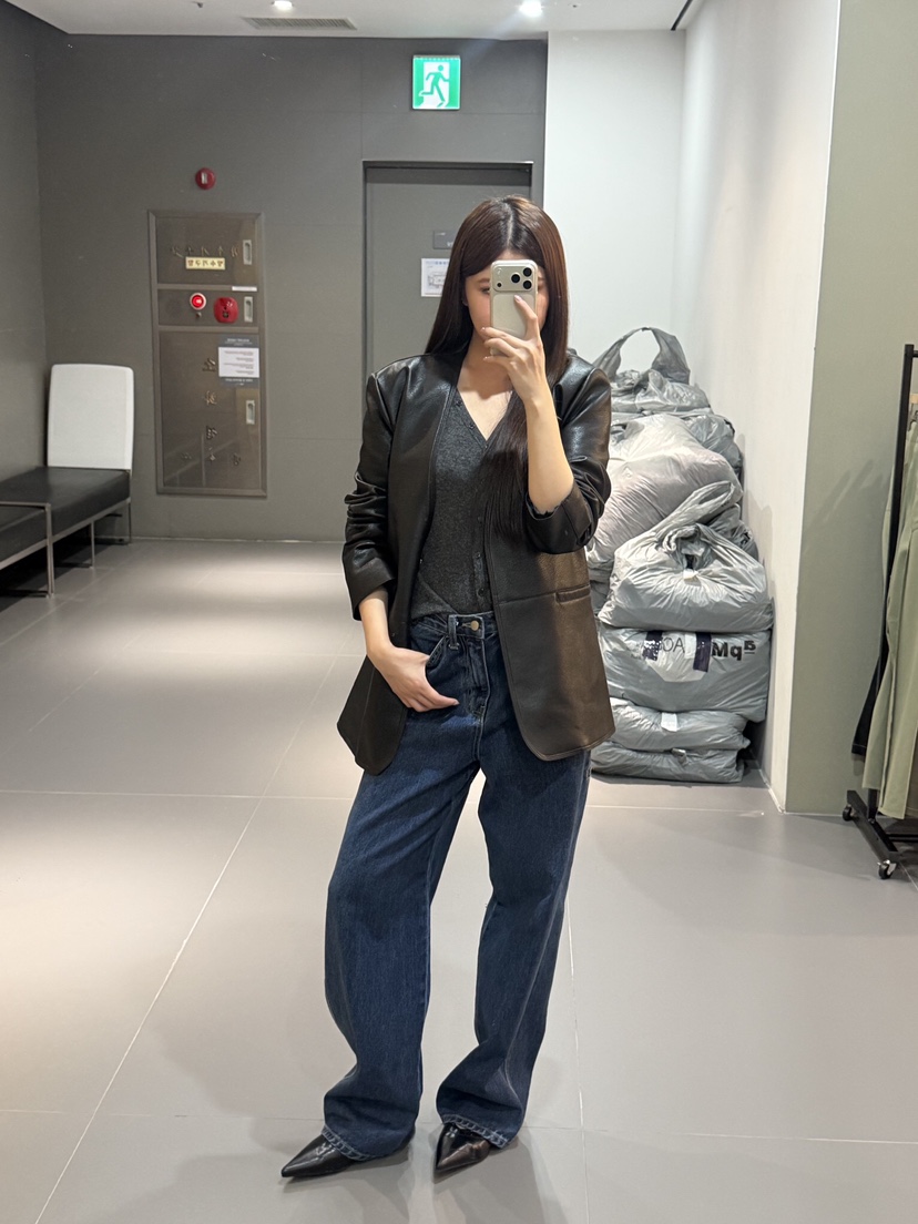 MUYBIEN東大門實拍女裝新品時尚休閑推薦人氣真品熱賣皮衣MUYBIEN皮衣