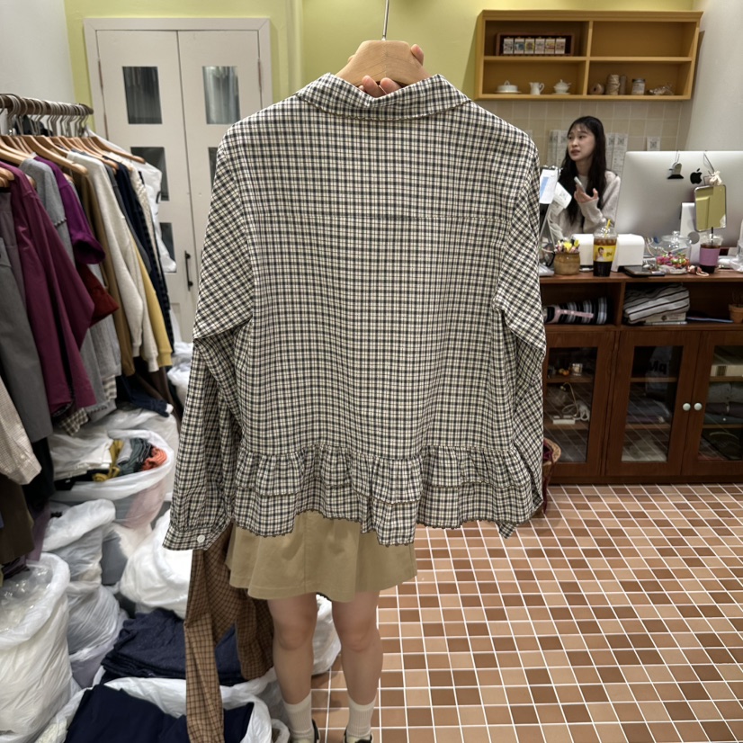 OURMOMENT東大門直郵女士新品人氣時尚熱賣推薦襯衫蕾絲衫OURMOMENT襯衫/蕾絲衫