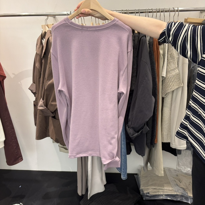 TAFFETA/MURET/ROBERTI東大門實拍女裝新款熱賣長袖T恤TAFFETA/MURET/ROBERTI長袖T恤
