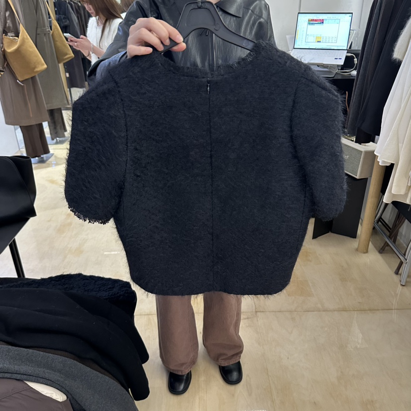 KOIVUE東大門實拍女裝新品真品熱賣休閑時尚推薦襯衫蕾絲衫KOIVUE襯衫/蕾絲衫