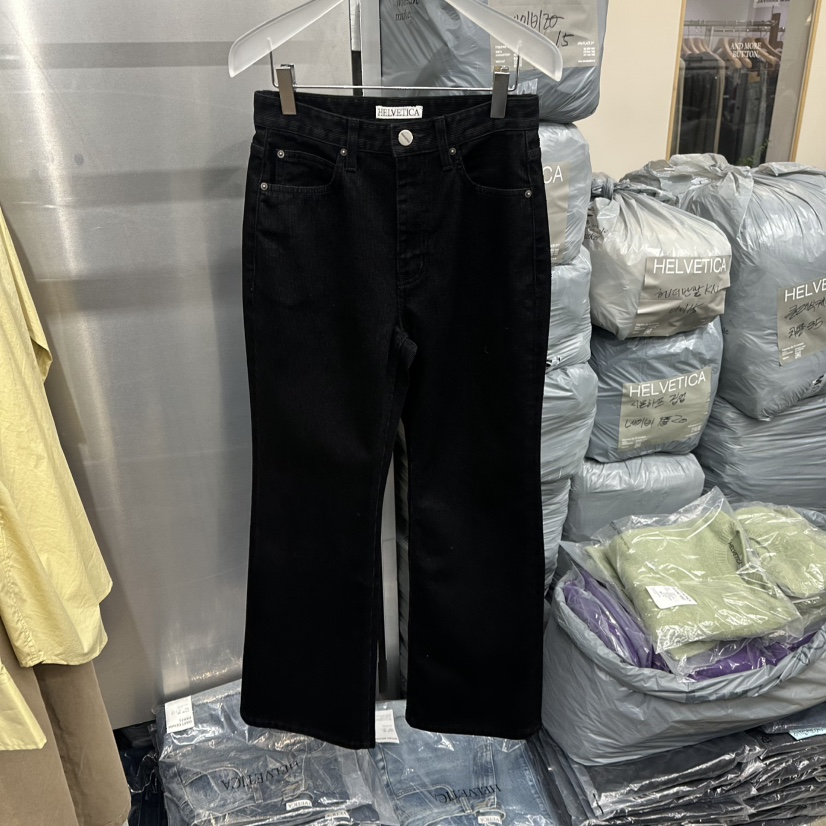 HELVETICA韓國代購女裝新款真品熱賣推薦休閑休閑褲燈芯絨HELVETICA休閑褲圖色1黑色
