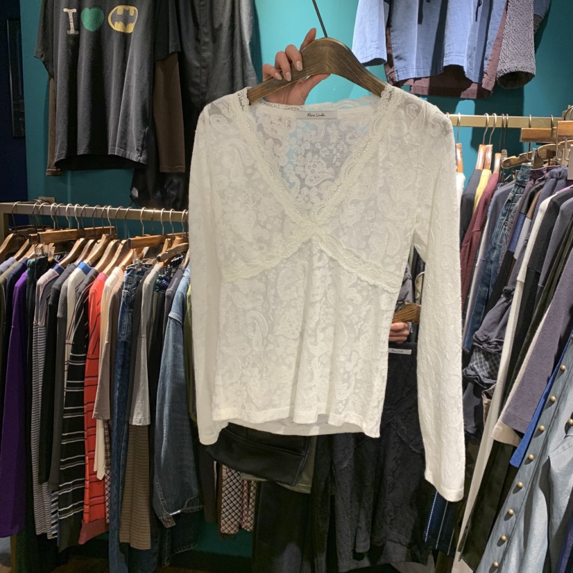 MERCI LINDA東大門代購女裝新品人氣休閑熱賣長袖T恤蕾絲MERCI LINDA長袖T恤圖色2