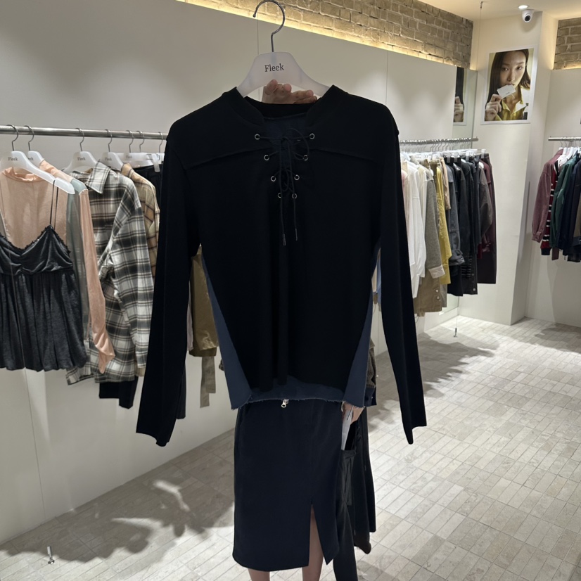 FLEEK韓國代購女裝新品休閑真品時尚人氣推薦熱賣長袖T恤Fleek長袖T恤圖色2黑色