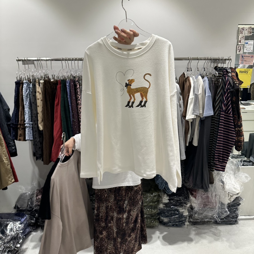 COMBO東大門實拍女士新品時尚休閑真品人氣推薦熱賣長袖T恤COM_BO長袖T恤圖色1