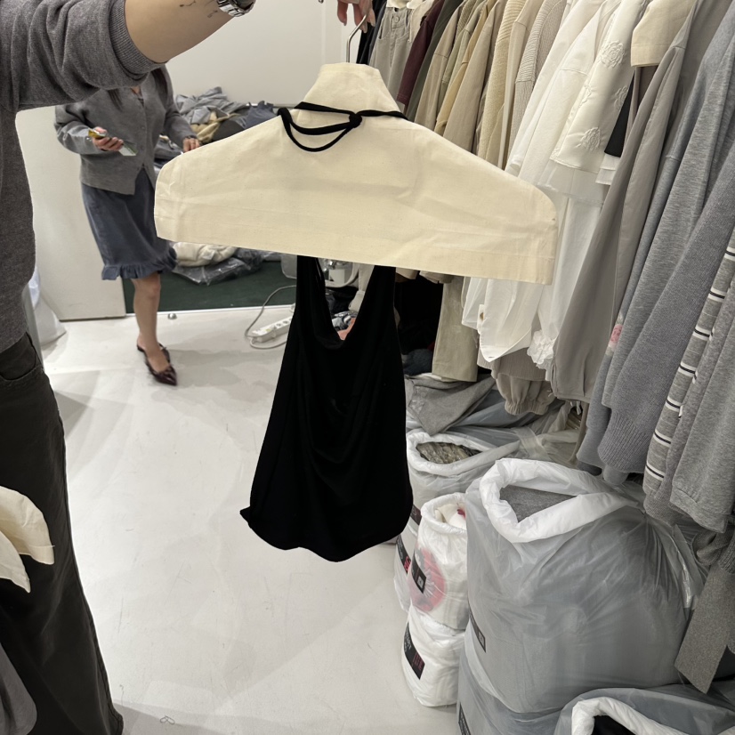 JUDYQUE東大門直郵女士新款真品休閑熱賣時尚人氣吊帶背心JUDYQUE吊帶/背心
