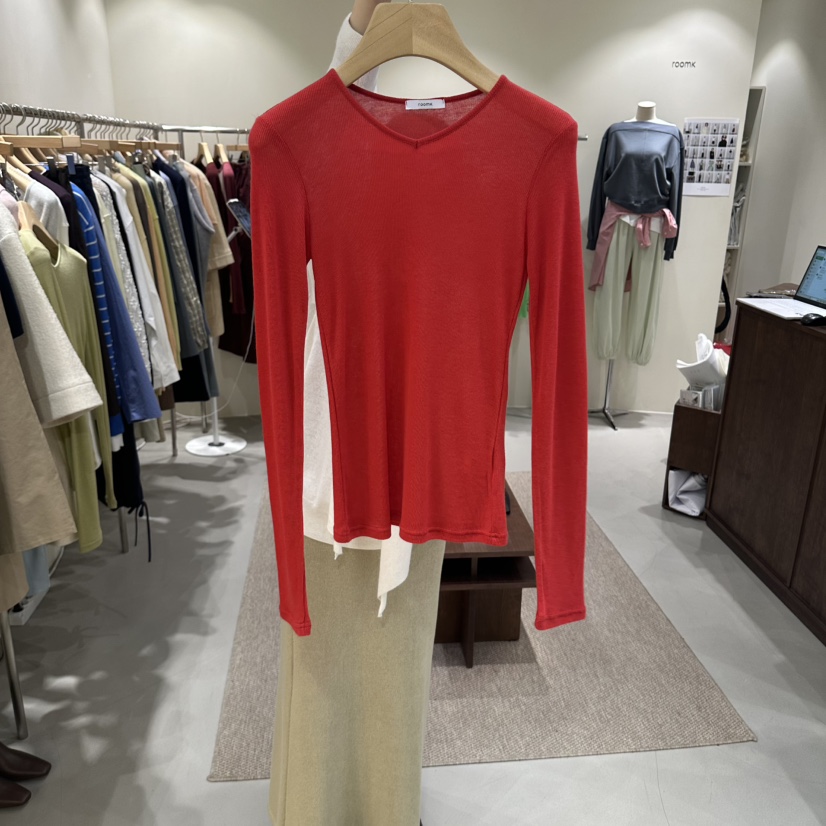 ROOM K-P韓國直郵女裝新款時尚真品人氣推薦熱賣長袖T恤ROOM K-P長袖T恤圖色2