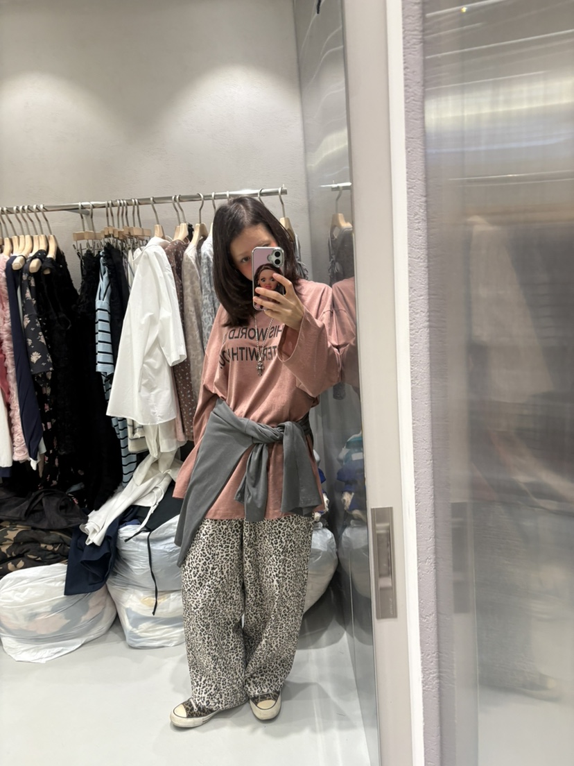 PLATFORM-L東大門直郵女裝新品真品熱賣時尚人氣長袖T恤PLATFORM-L長袖T恤
