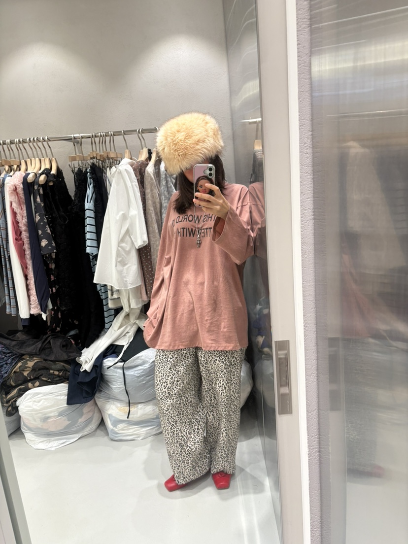 PLATFORM-L東大門直郵女裝新品真品熱賣時尚人氣長袖T恤PLATFORM-L長袖T恤