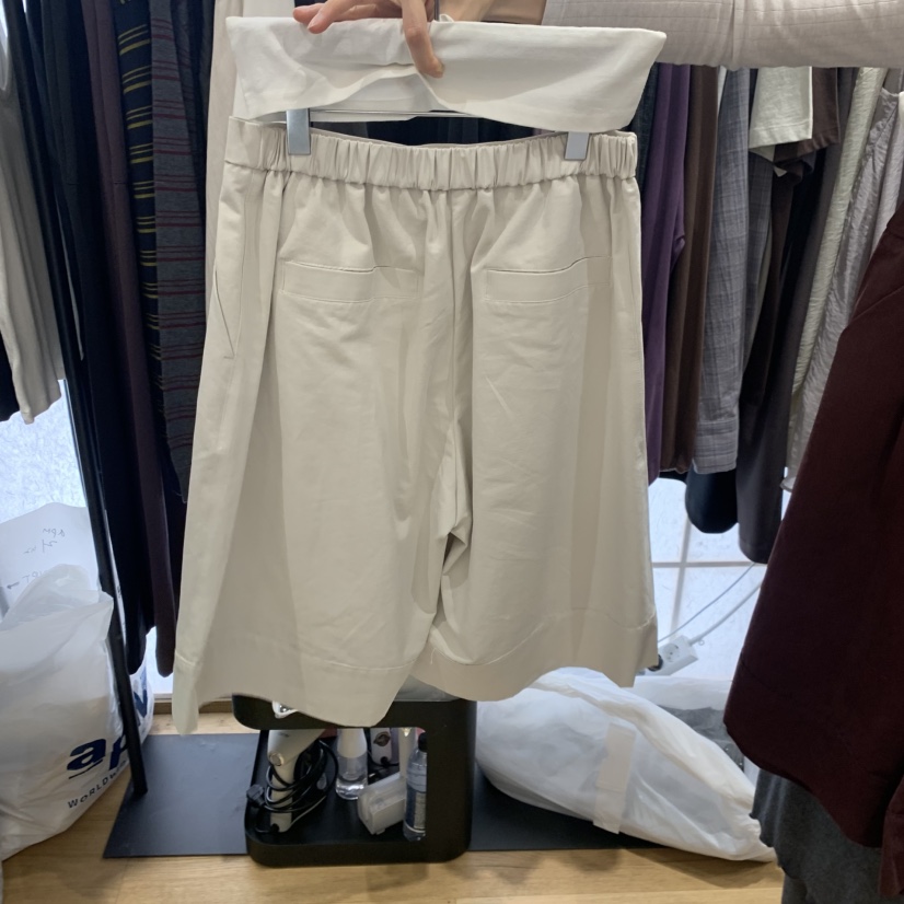 FLAT東大門實拍女士新品真品人氣推薦時尚熱賣休閑短褲flat短褲