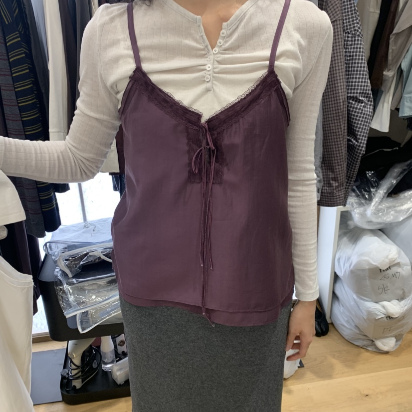 FLAT韓國直郵女士新品熱賣時尚推薦人氣吊帶背心不含內搭flat吊帶/背心圖色2