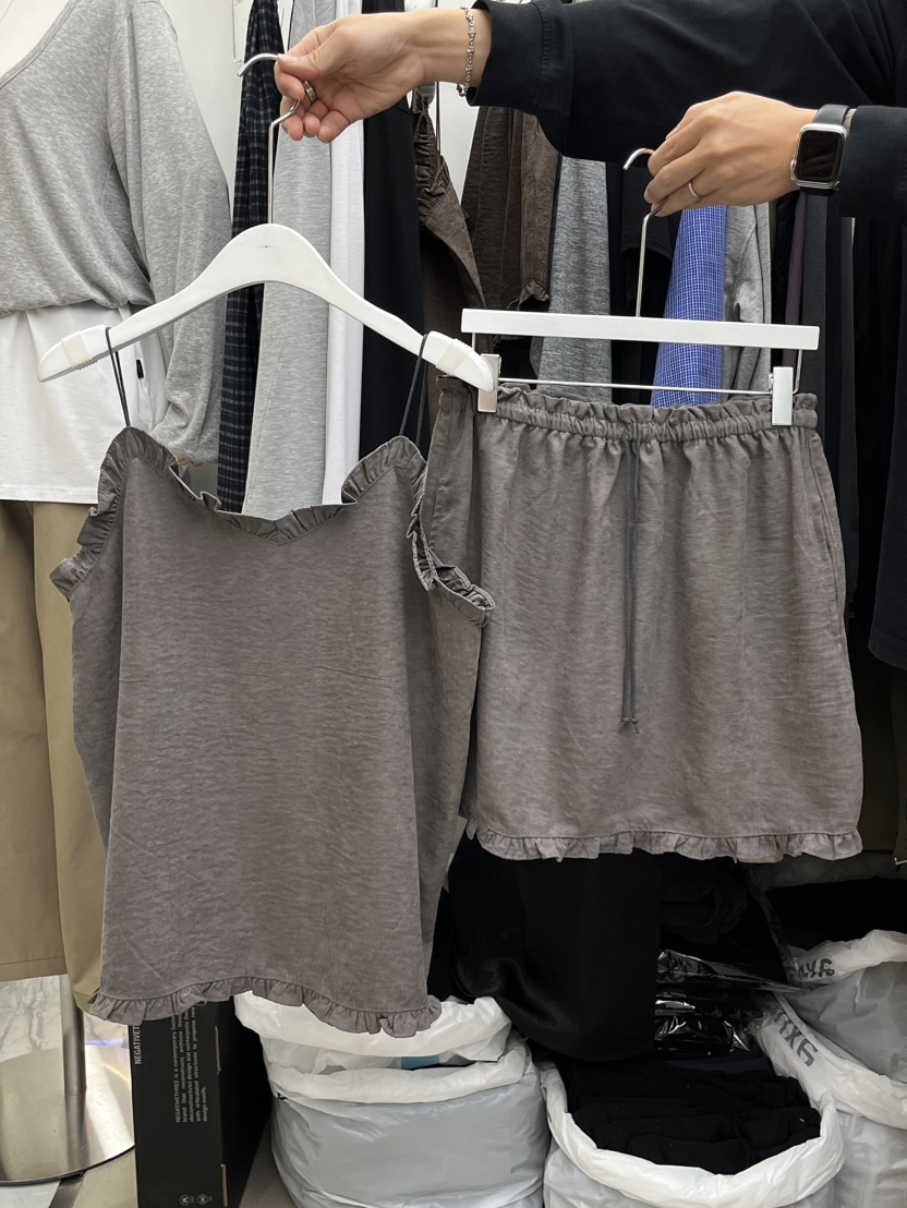 BEAMING SEOUL東大門代購女裝新品時尚真品推薦吊帶背心BEAMING SEOUL吊帶/背心
